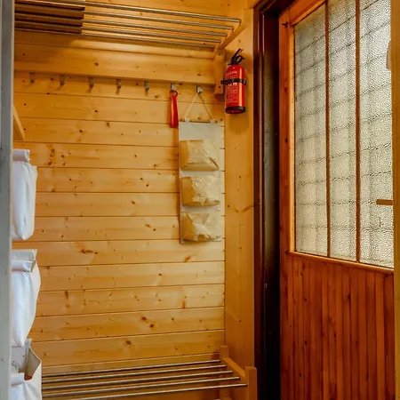 Holiday home U Misky!!! Horni Lhota-zatisi U Ostravy, Tram 300m, Lyzovani 1km Vankuv Kopec, Cyklo, Houby, Zahrada S Velkym Altanem, Gril, Wifi, Pejsci Vitani *