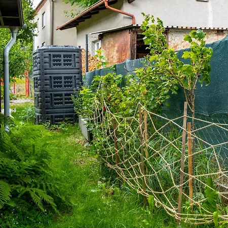 Holiday home U Misky!!! Horni Lhota-zatisi U Ostravy, Tram 300m, Lyzovani 1km Vankuv Kopec, Cyklo, Houby, Zahrada S Velkym Altanem, Gril, Wifi, Pejsci Vitani *